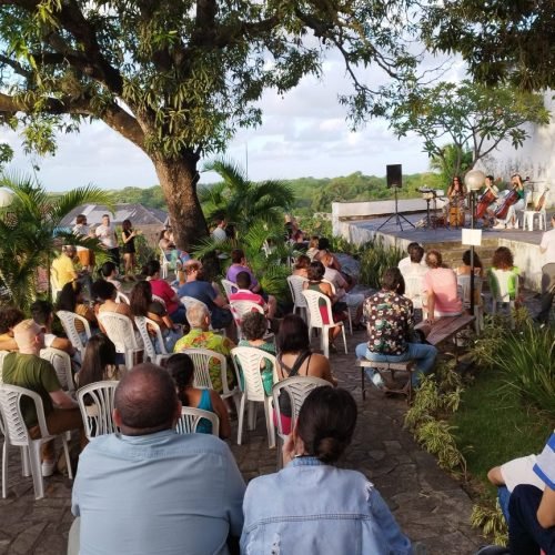 Sol Maior apresenta Duo Bravia no Dia Internacional da Mulher