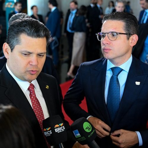 Hugo Motta e Davi Alcolumbre não comparecerão à audiência sobre o aumento do IOF