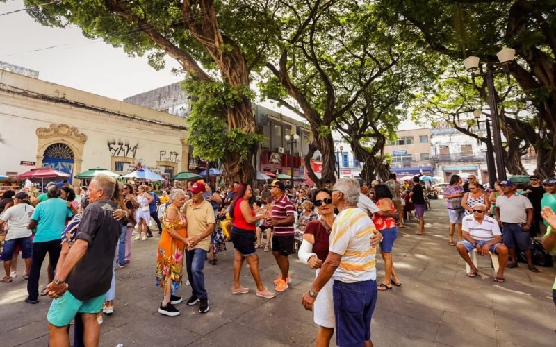 Sabadinho Bom se despede de 2024 com muito samba; veja programação