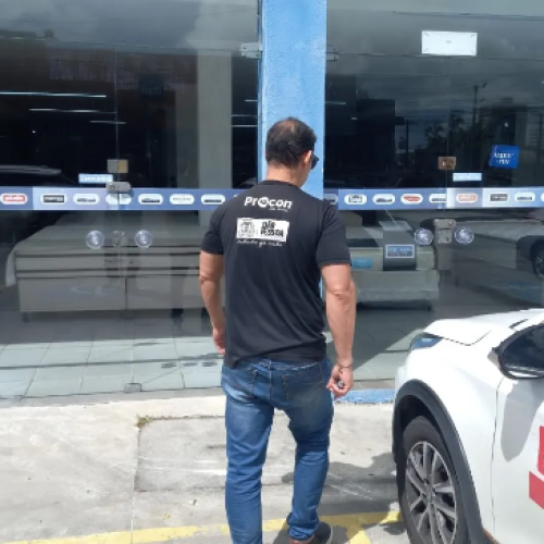Procon-JP notifica lojas sobre lei que proíbe a cobrança de frete em estabelecimentos