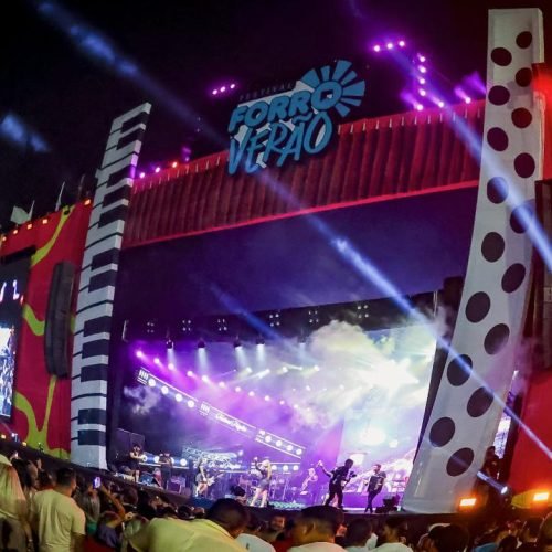 Primeira noite do “Forró Verão” lota Busto de Tamandaré e faz o público dançar com diversos shows