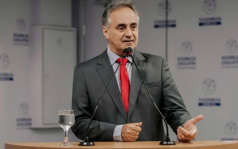 Boletim médico: Luciano Cartaxo continua internado, mas tem boa evolução