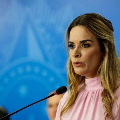 Daniella Ribeiro aguarda reunião com Kassab antes de decidir possível rompimento com Lula