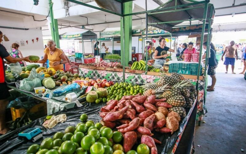Confira o horário de funcionamento dos mercados públicos e shoppings populares no Natal e Ano Novo