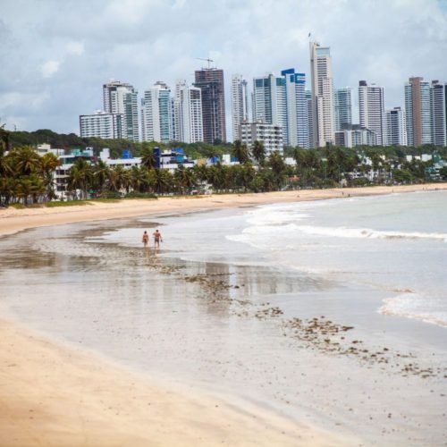 Litoral paraibano tem quatro trechos de praias impróprios para o banho neste fim de semana