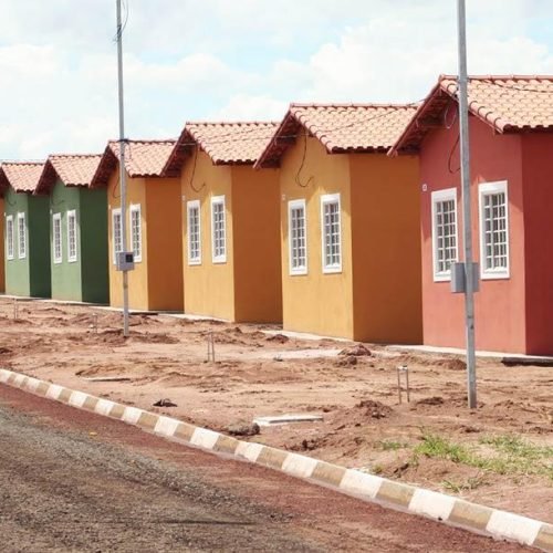 Governo e Ministério das Cidades assinam ordem de serviço para 927 residências