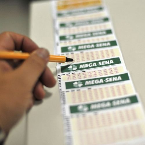Mega-Sena acumula e prêmio principal vai a R$ 115 milhões; veja como jogar