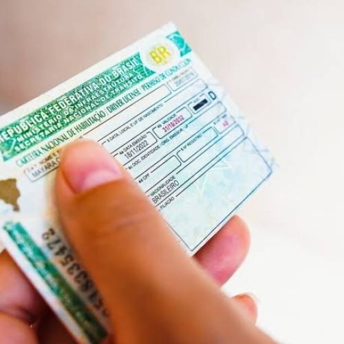 Flexibilização da CNH é aposta popular do governo em ano pré-eleitoral