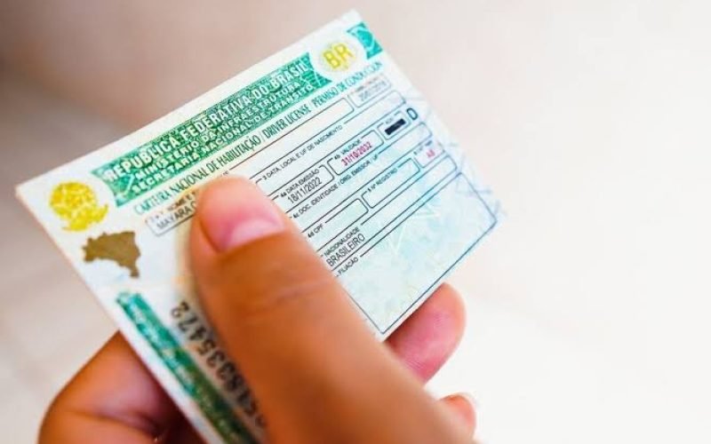 Flexibilização da CNH é aposta popular do governo em ano pré-eleitoral