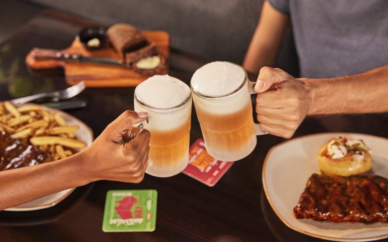 #IssoMereceOutback: marca presenteia clientes com chopp grátis nesta quinta-feira; saiba mais