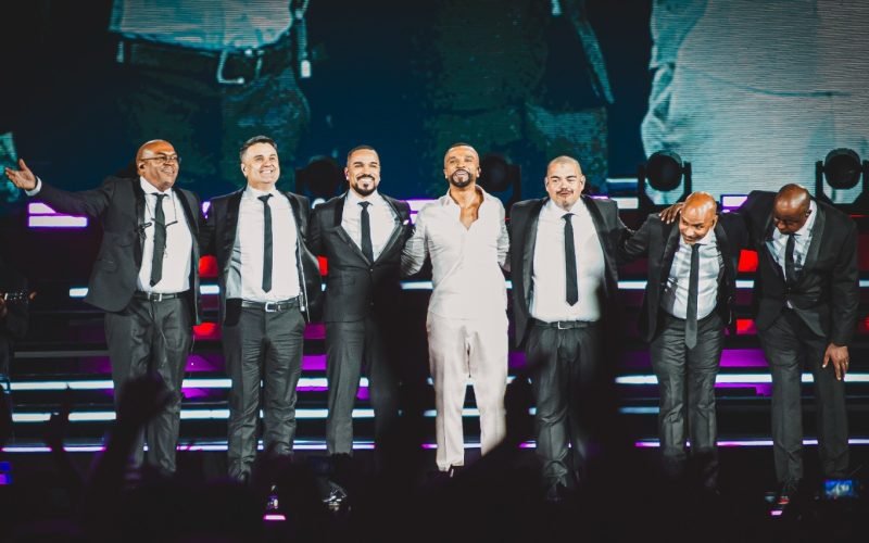 João Pessoa recebe a tour da banda Só Pra Contrariar na Domus Hall