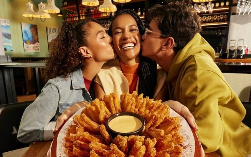 Outback promove experiência especial para celebrar o Dia das Mães