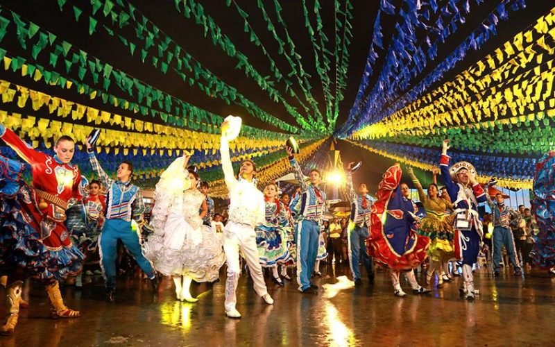 Festas juninas: veja como pedir ligação provisória de energia