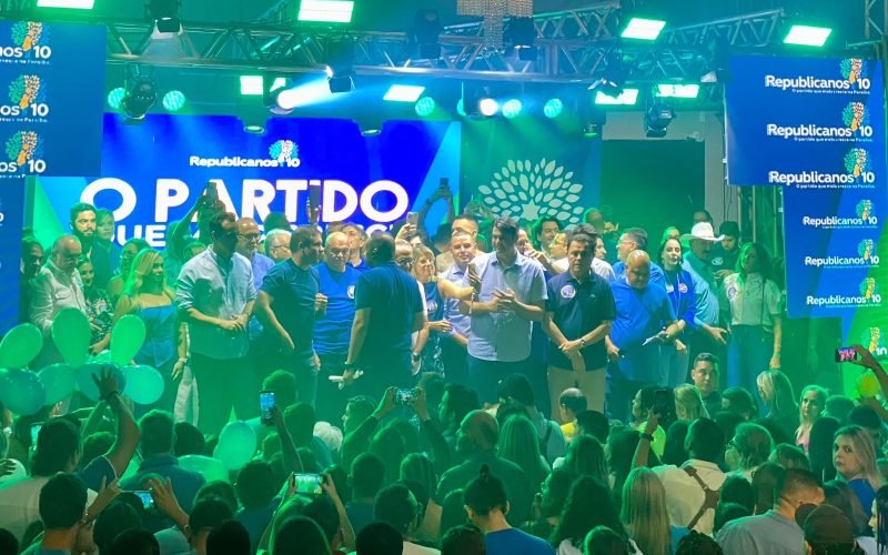 Em grande evento, Republicanos lança chapa com mais de 30 candidatos em João Pessoa