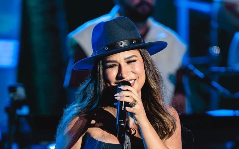 Simone Mendes: a estrela do sertanejo inicia 2025 com show no Verão Lovina