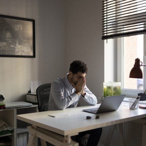 Luto no ambiente de trabalho: empresas estão preparadas para acolher profissionais enlutados?