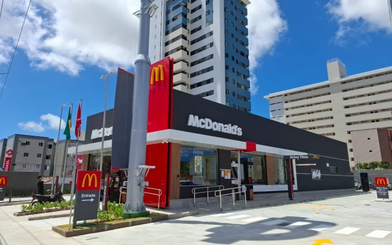 Emprego jovem: McDonald’s abre 30 oportuniades de trabalho em João Pessoa