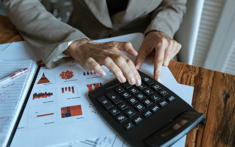 Busca por crédito empresarial aumenta no Nordeste, mas inadimplência também cresce na Paraíba