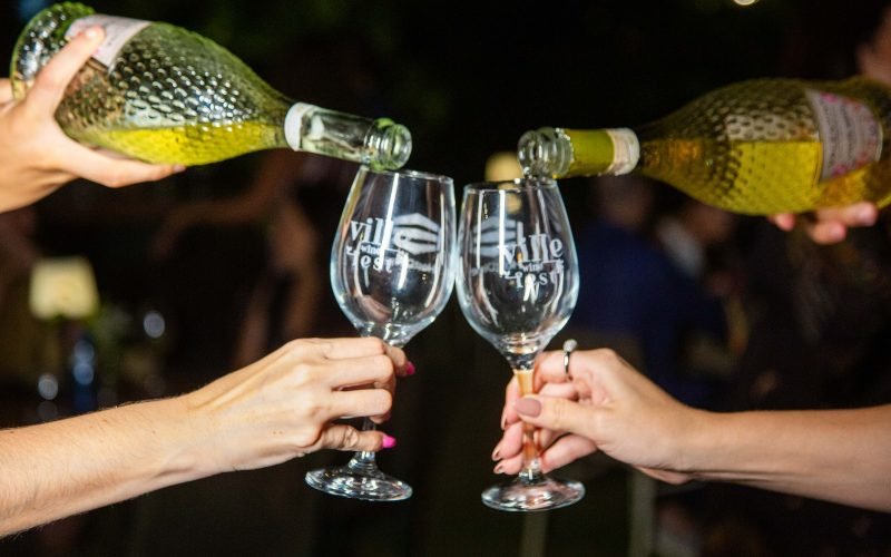 Ville Wine Fest celebra vinhos selecionados em experiência assinada por Manu Vilhena