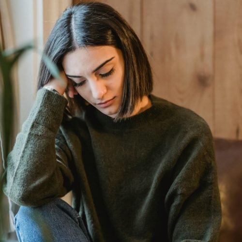 Cheiros, músicas e lembranças: como o luto atravessa a rotina