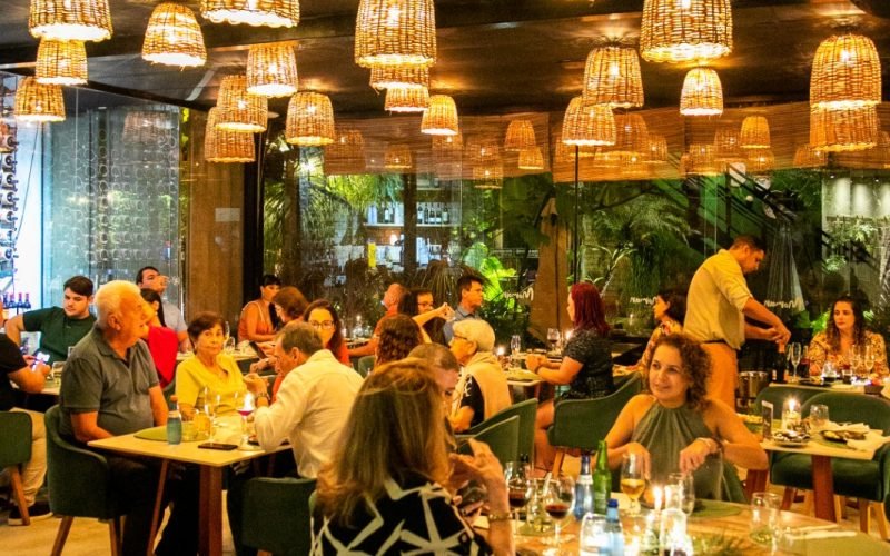 Natal e Réveillon no Ville des Plantes terá celebrações no Moman Restaurante