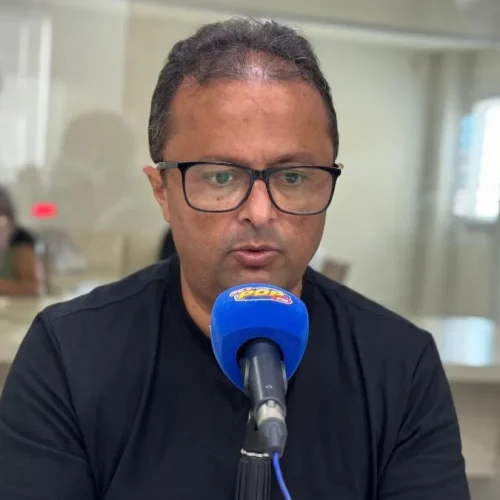 Jackson recomenda que membros do PT que não seguirem decisão da executiva nacional deixem o partido