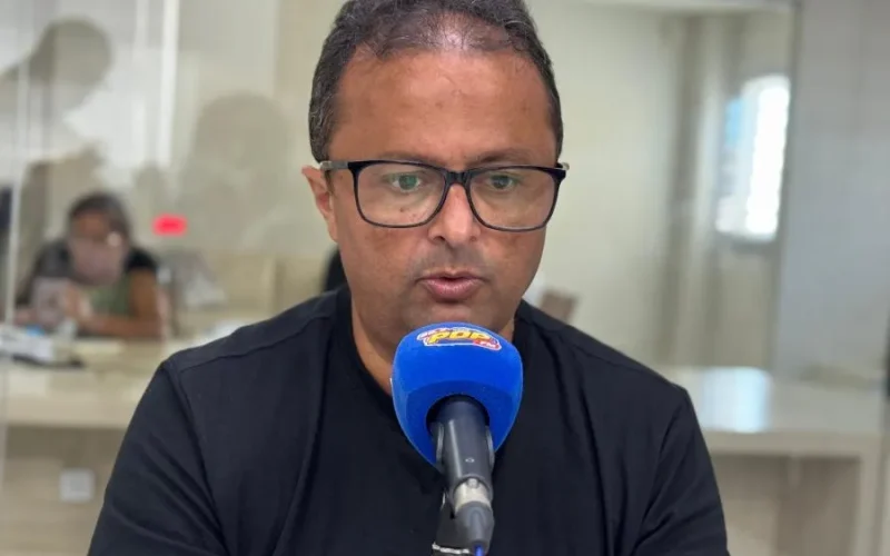 Jackson recomenda que membros do PT que não seguirem decisão da executiva nacional deixem o partido
