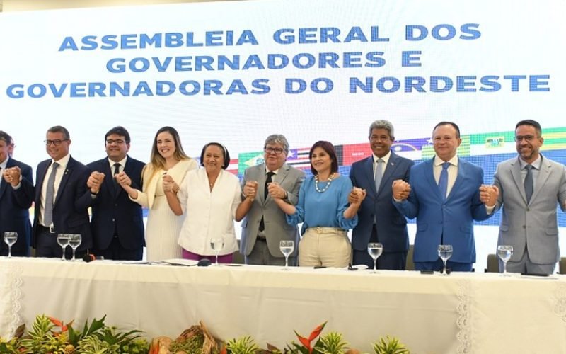 João Azevêdo passa o cargo e Fátima Bezerra assume presidência do Consórcio Nordeste