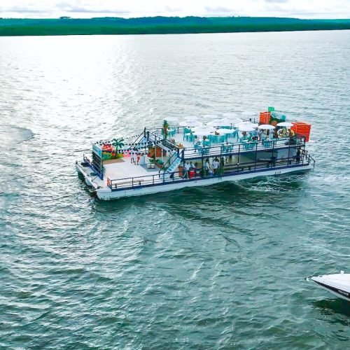 Grupo LCTM realiza edição especial do Loca Barco na Praia do Jacaré