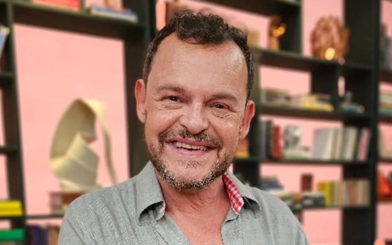 ALPB homenageia Mateus Nachtergaele com a Medalha Augusto dos Anjos