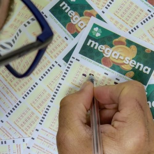 Mega-Sena sorteia nesta terça-feira prêmio acumulado; saiba valor e como apostar