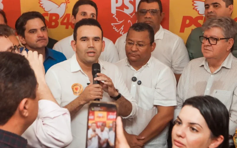 Republicanos anuncia apoio para Jhony Bezerra em Campina Grande