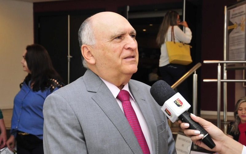 Nominando Diniz assume a Prefeitura de João Pessoa interinamente, nesta quarta-feira