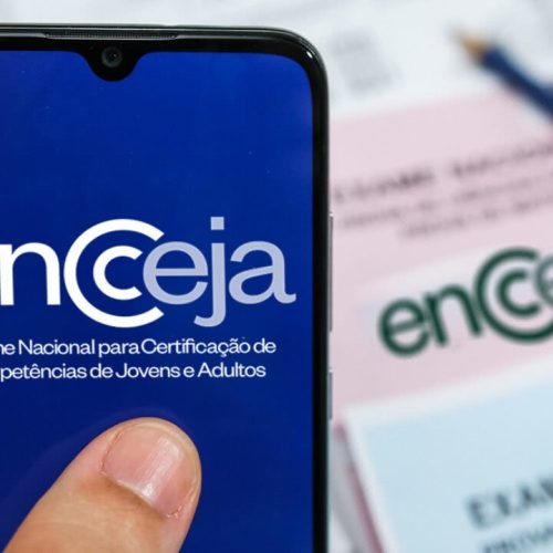 Encceja 2024: inscrições começaram nesta segunda-feira; veja como se inscrever