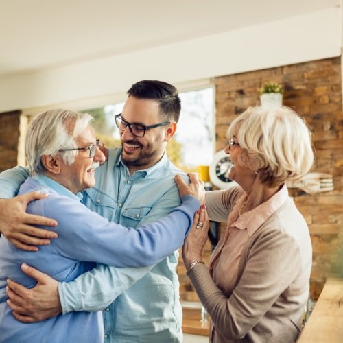 Com a população brasileira envelhecendo, famílias procuram espaços que combinem autonomia, bem-estar e serviços integrados