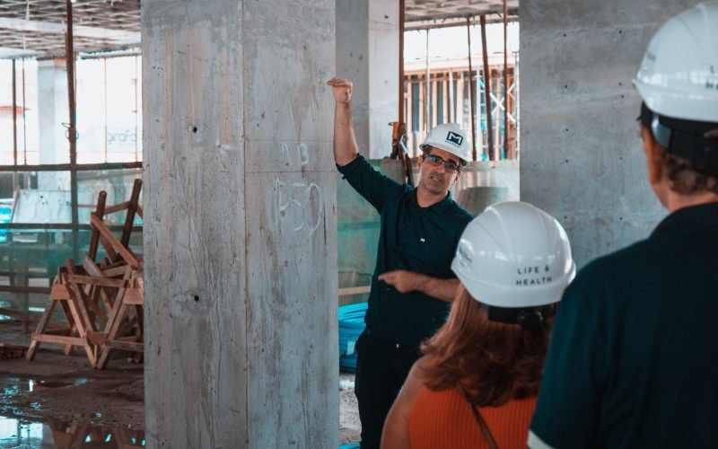 Massai e H-Station levam clientes para dentro da obra OMNI