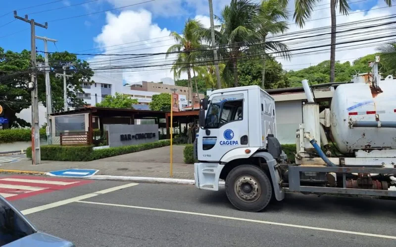 Vereador anuncia pedido de CPI para investigar despejo de esgoto na orla de João Pessoa