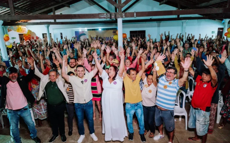 Dr. Jhony reúne moradores em plenária no bairro Ressurreição, em Campina Grande