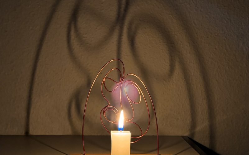 OFFICINA firma parceria com Danilo Meireles e transforma presente de Natal em objeto de arte e fé