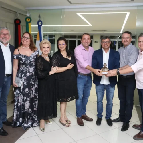 Prefeitura de João Pessoa recebe o Troféu Waldemar Duarte pelo trabalho no Turismo