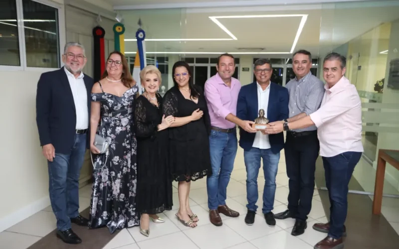 Prefeitura de João Pessoa recebe o Troféu Waldemar Duarte pelo trabalho no Turismo