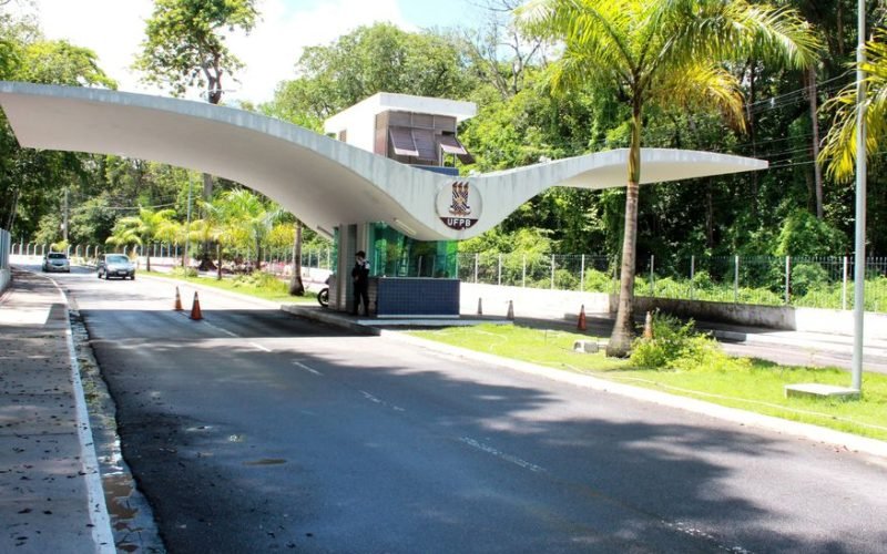 UFPB lança concurso público com 116 vagas para técnicos-administrativos