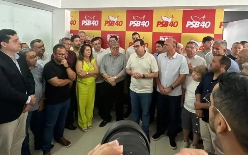 Raniery Paulino é oficializado como candidato das oposições à Prefeitura de Guarabira