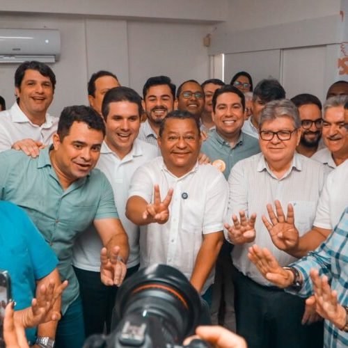 Nilvan recebe apoio oficial de João e diz que divergências ficaram no passado: “2022 fica em 2022”