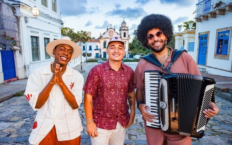 Últimos ingressos: João Gomes, Mestrinho e Jota Pê levam o projeto Dominguinho à Paraíba