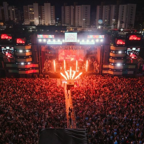 Edição histórica do Fest Verão Paraíba reúne multidão em noite de abertura