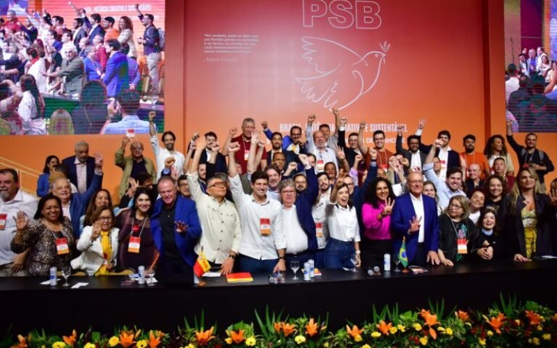 Azevêdo é eleito vice-presidente nacional do PSB e fortalece protagonismo da PB no cenário político