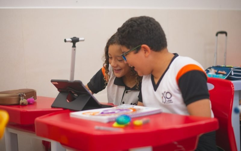 ISO Colégio e Cursos se torna pioneiro ao incluir disciplina de Inteligência Artificial na grade curricular