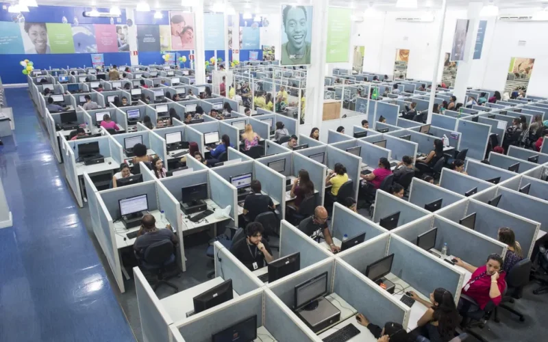AeC Contact Center oferece mais de 700 vagas de emprego em João Pessoa e Campina Grande