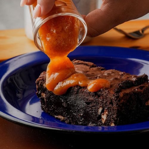 Loca Como Tu Madre retorna com menu executivo: uma experiência gastronômica com entrada, prato principal e sobremesa